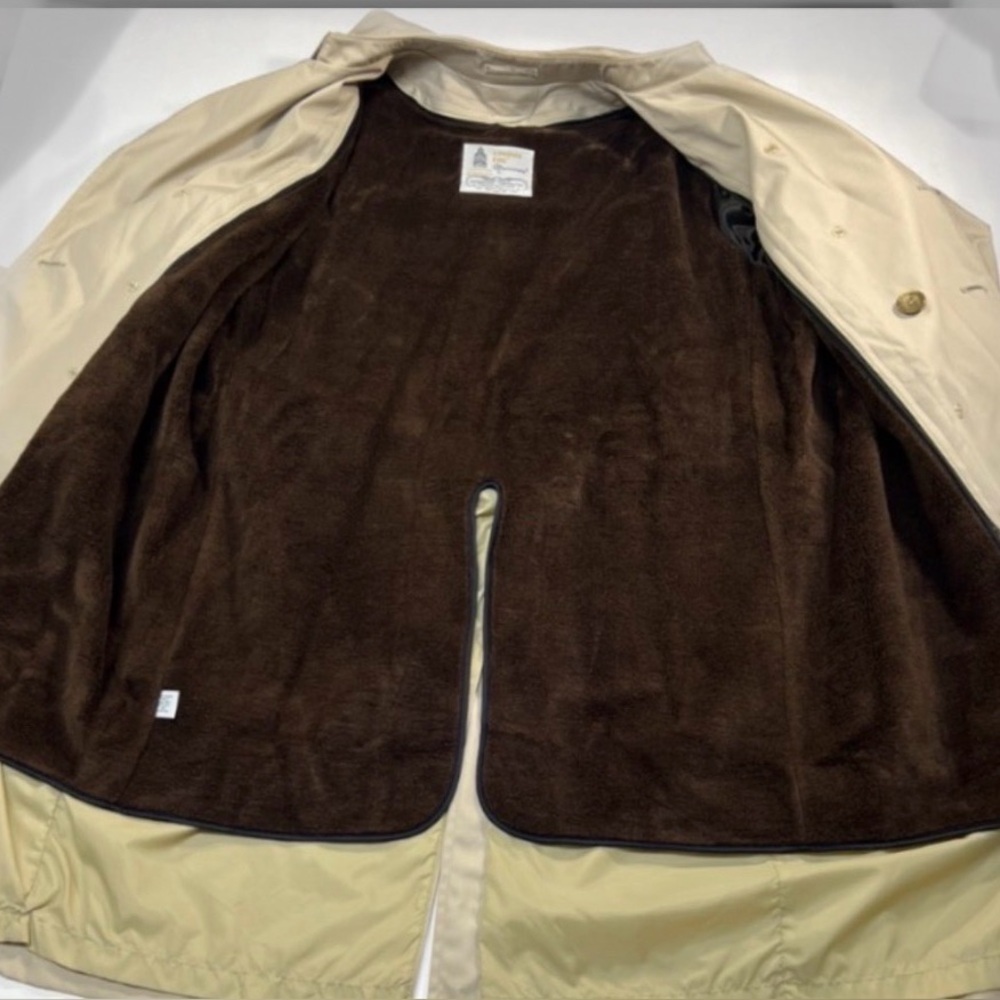 Vintage London Fog Tan All Weather Trench Coat Faux Fur Liner Mens size 42 EUC - Picture 5 of 8